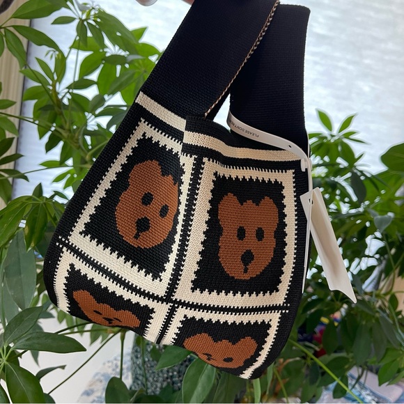 NWT Black/White Brown Bear Compact Stylish Essentials Handheld Bag - Picture 7 of 8